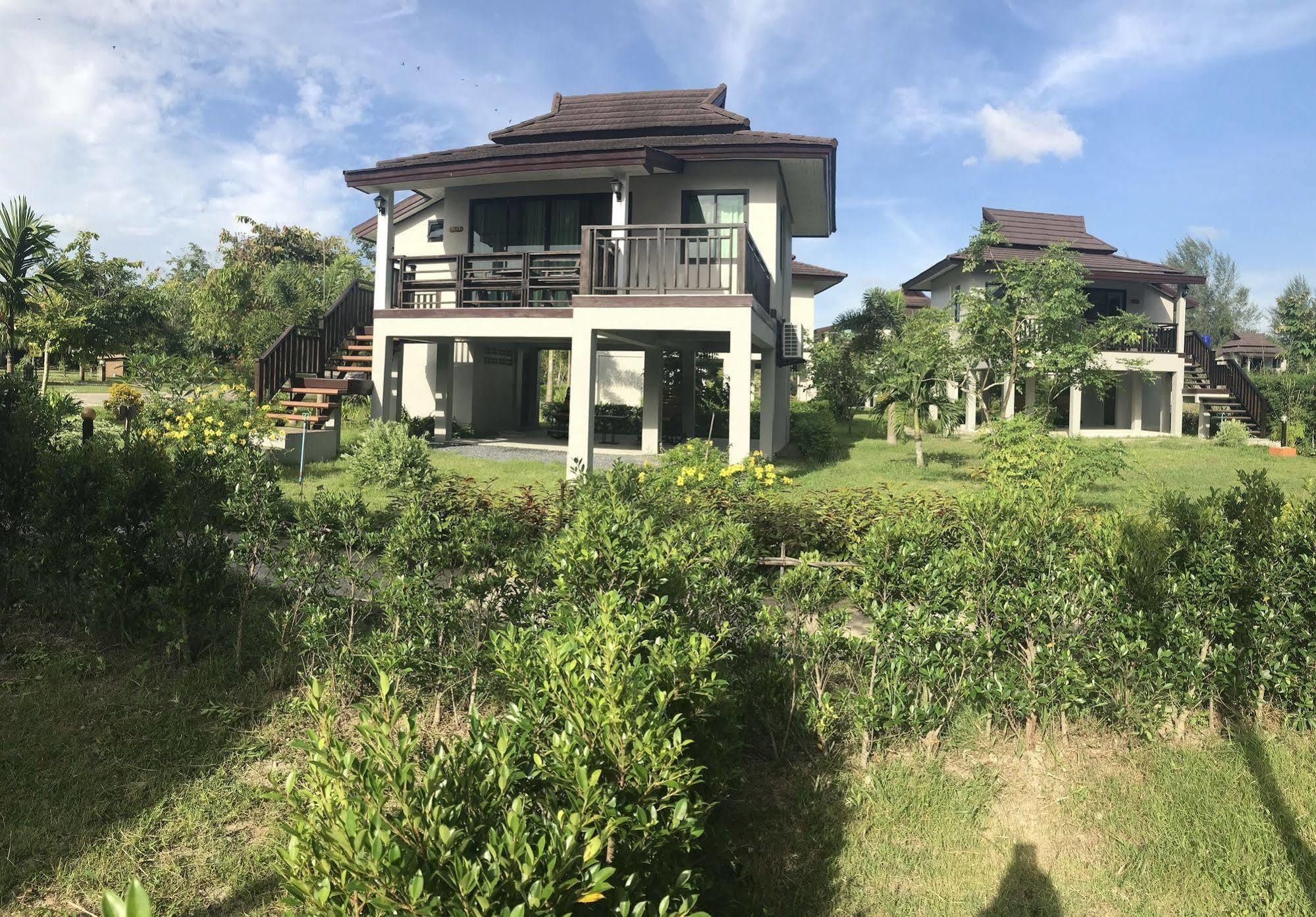 The Hip Resort @ Khao Lak Банг-Сак Экстерьер фото